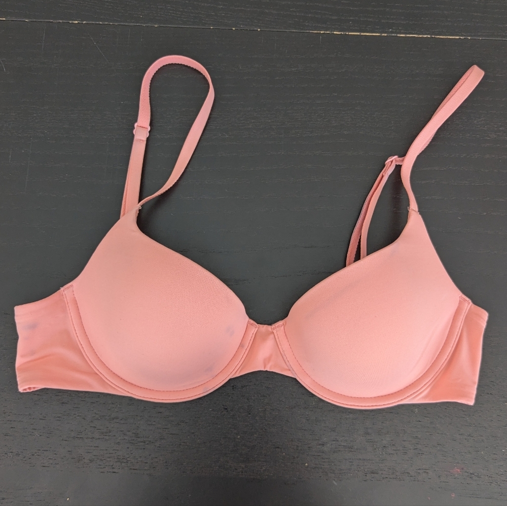 NWT 32B Victoria's Secret Pink T-shirt Bra